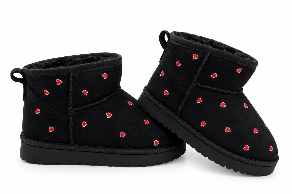 Winterboots zwart met hartjes