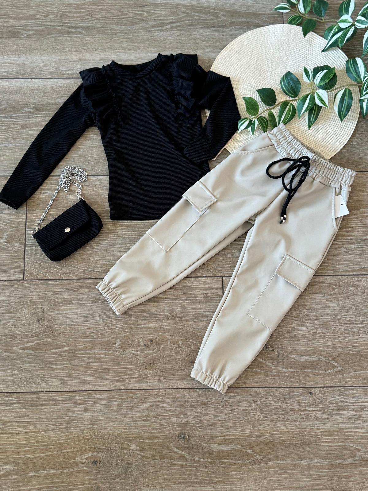 Leather look cargo broek