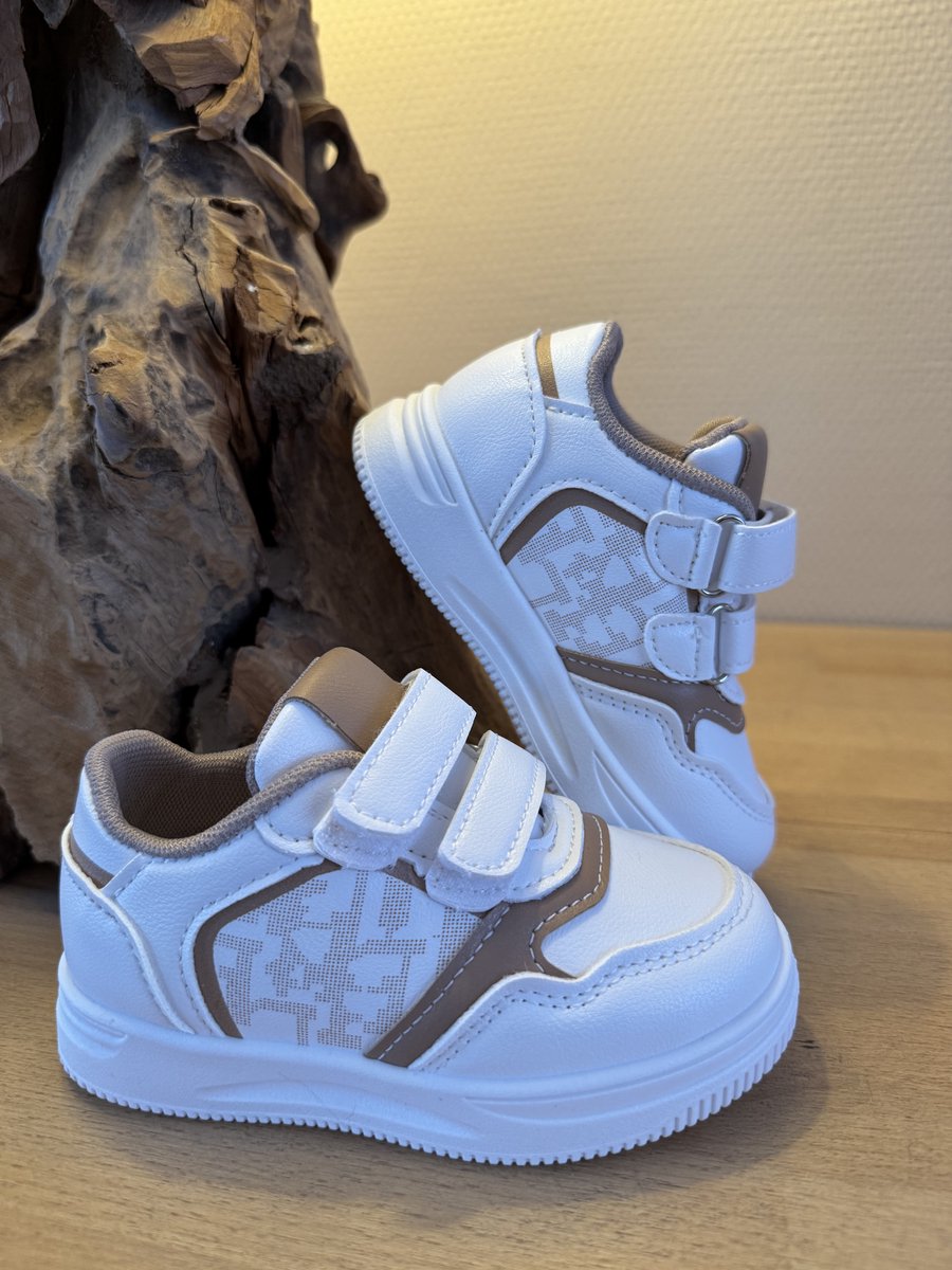 Everyday Star Sneakers in 3 kleuren, zwart, roze en beige